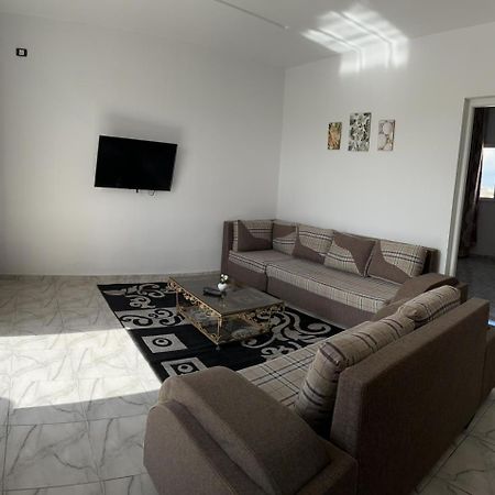 Dyar Amina Apartment Мидун Екстериор снимка