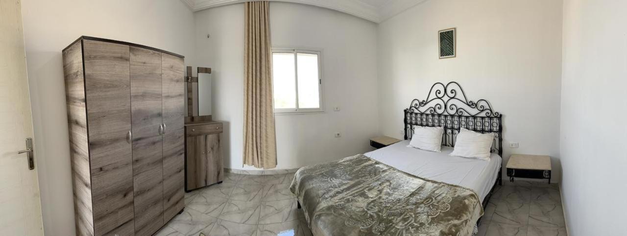 Dyar Amina Apartment Мидун Екстериор снимка