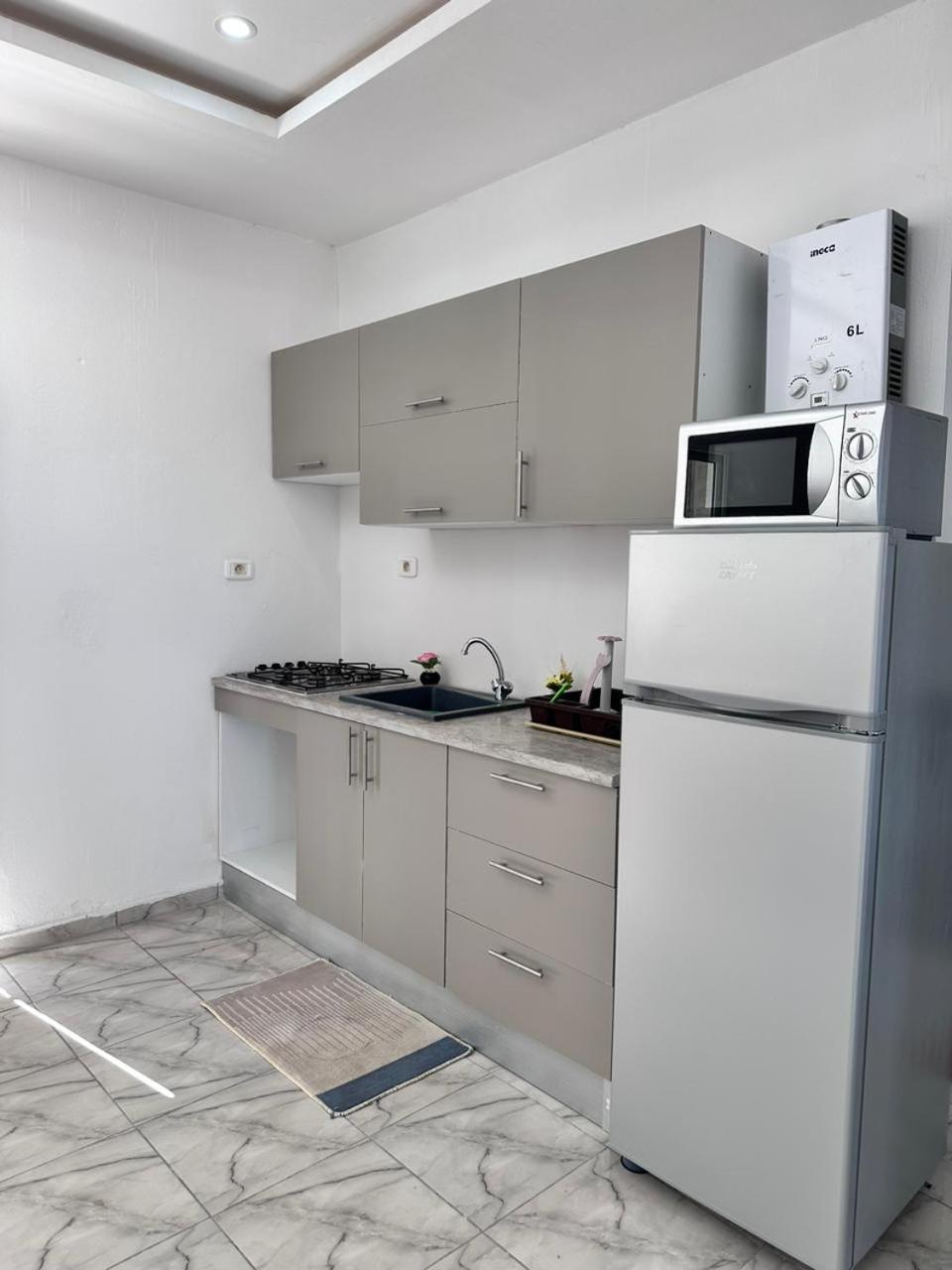 Dyar Amina Apartment Мидун Екстериор снимка