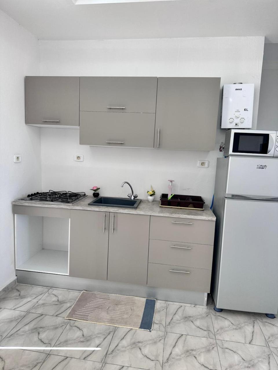 Dyar Amina Apartment Мидун Екстериор снимка