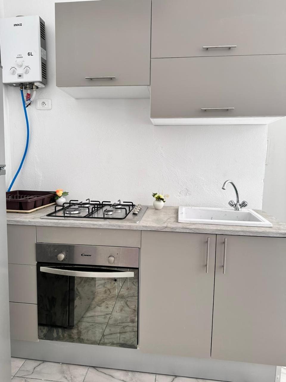 Dyar Amina Apartment Мидун Екстериор снимка