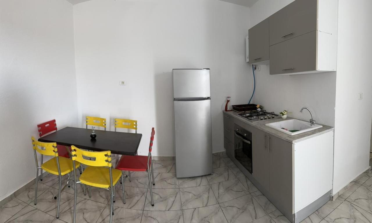Dyar Amina Apartment Мидун Екстериор снимка
